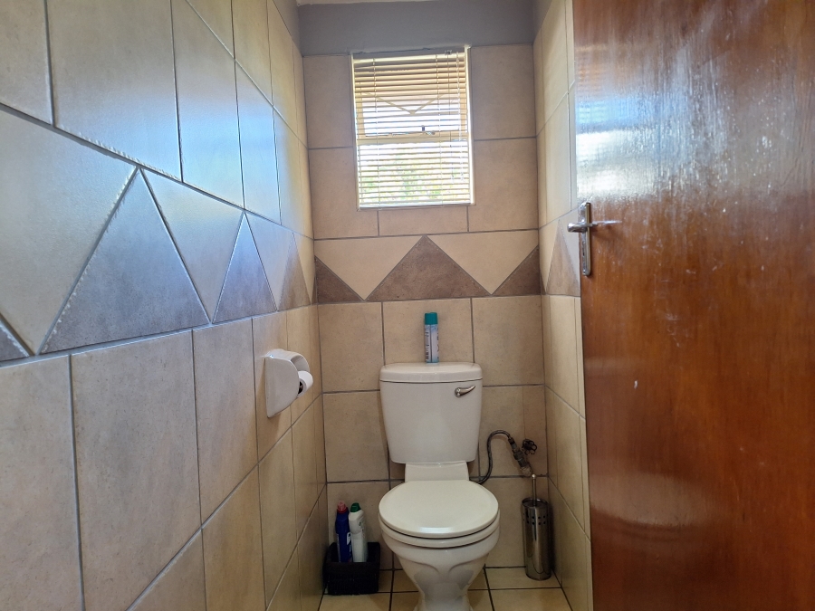 4 Bedroom Property for Sale in Vrede Free State